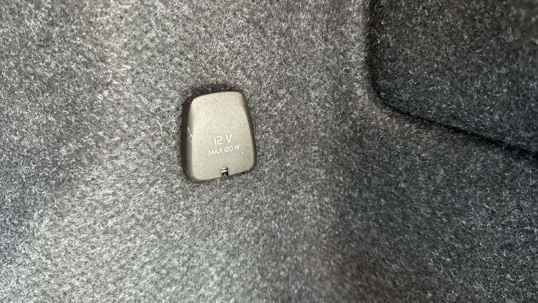 Volvo Xc40 2.0 B4P R DESIGN Pro 5dr Auto Petrol Estate